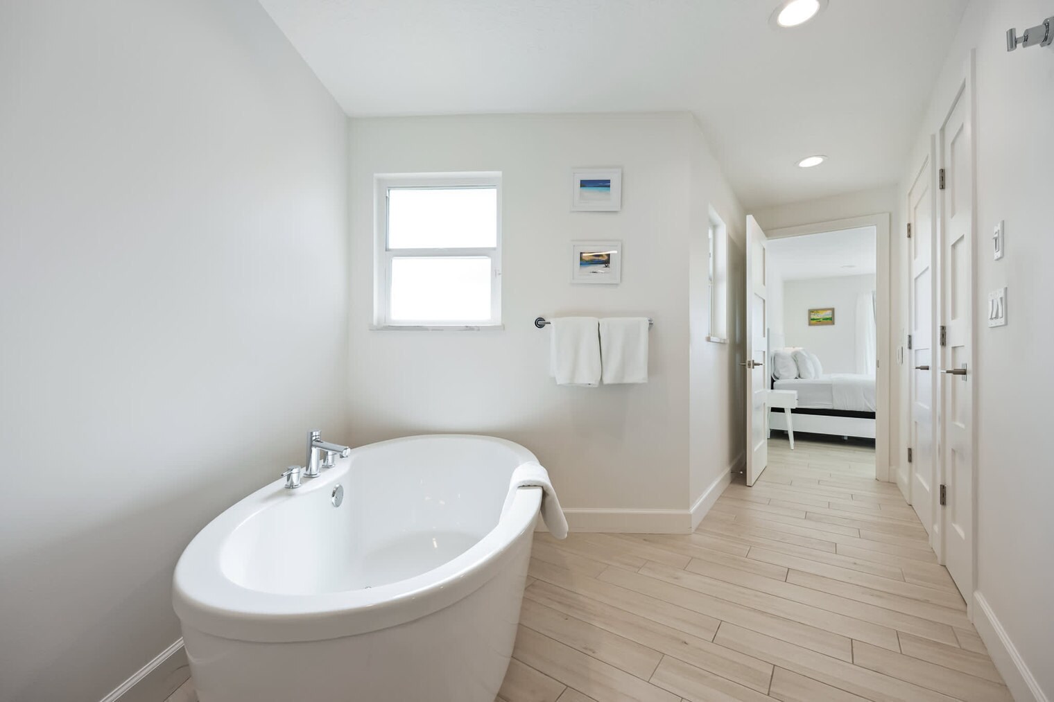 Building Photo - 220 June Dr