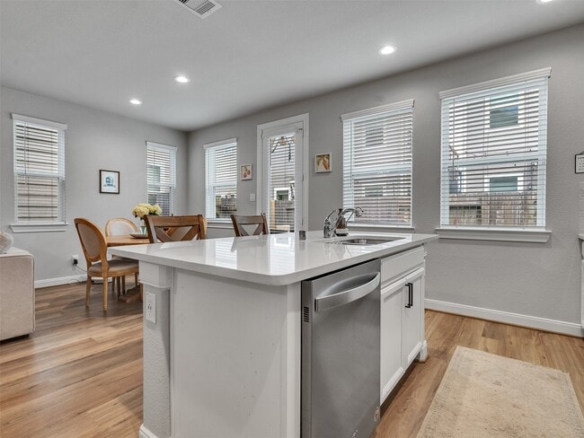 Building Photo - 3118 Cloud Forest Ln