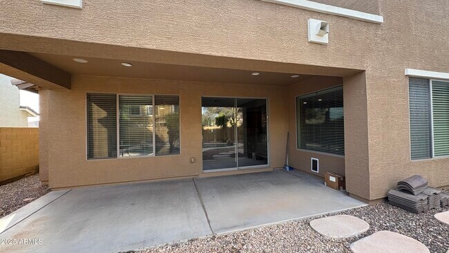 Building Photo - 15165 N 143rd Ave