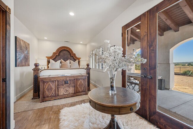 Building Photo - AVAILABLE NOW - Furnished Luxury Wine Coun...