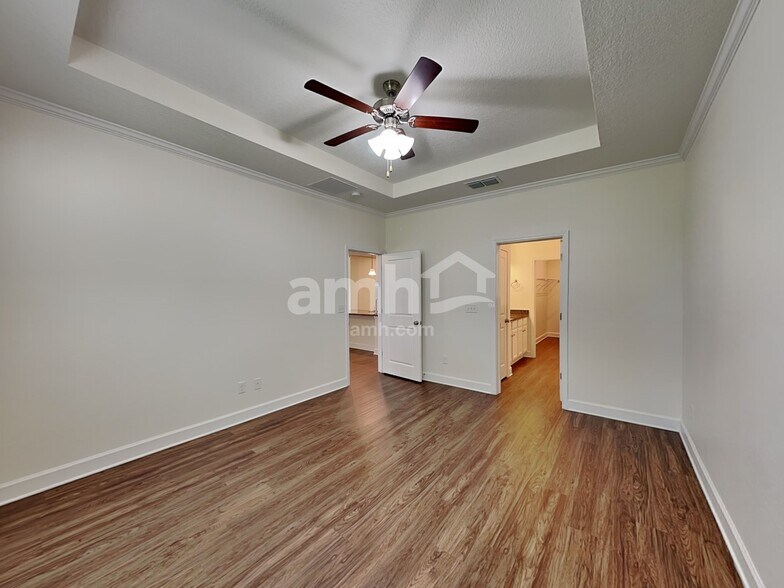 Building Photo - 6607 Hidden Rose Pl