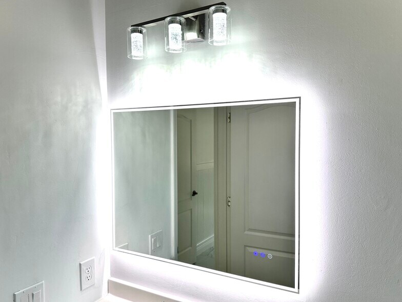Second Bathroom - 10667 Oak Bend Way