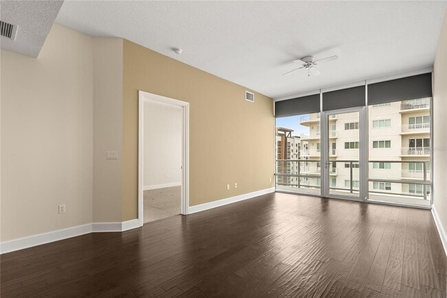 Building Photo - 101 S Eola Dr