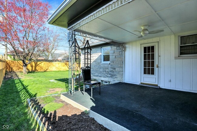 Building Photo - 1240 N Irvington Ave