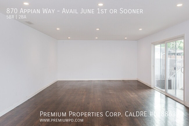 Building Photo - 870 Appian Way