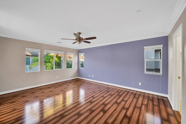 Building Photo - 10509 Hollingsworth Way