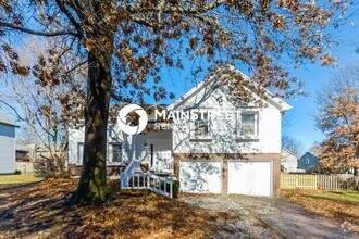 Building Photo - 514 NE Deerfield Cir