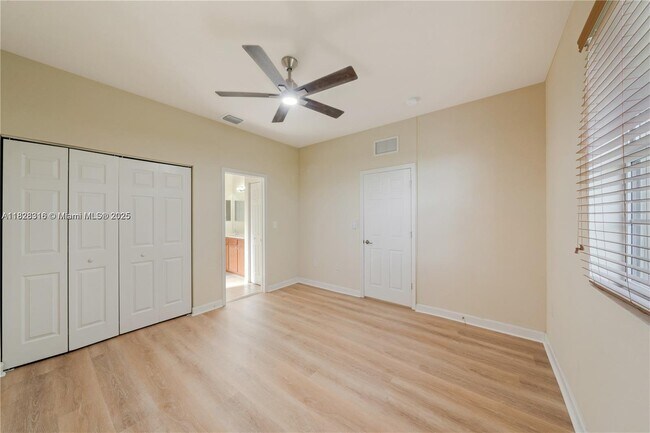 Building Photo - 16946 SW 90th Terrace
