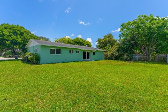 Building Photo - 12520 SW 106th St