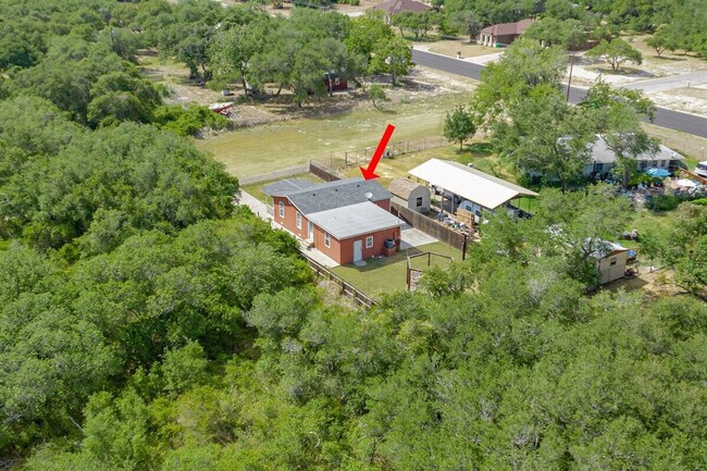 Building Photo - 1131 S 8th St