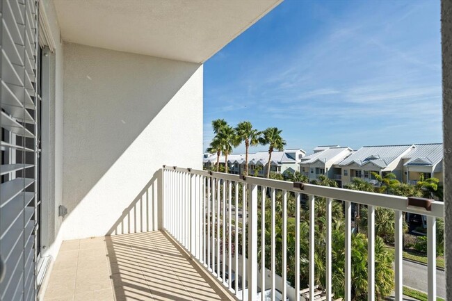 Building Photo - 536 Bahia Beach Blvd