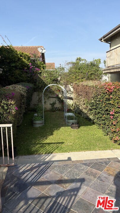 Building Photo - 15716 Normandie Ave