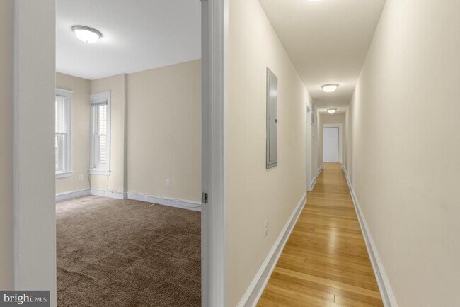 Building Photo - 6168 Ridge Ave
