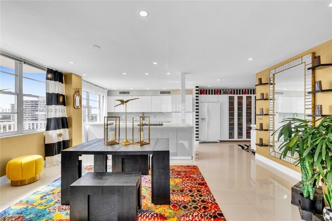 Building Photo - 2801 NE 183rd St