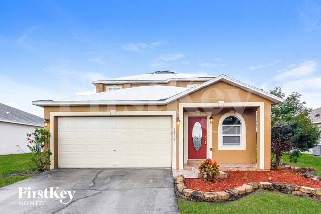 Building Photo - 3808 McKinley Dr