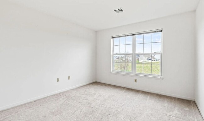 Building Photo - Beautiful 3 Bedroom, 2 Bath Condo in Reserves at Hershey Meadows!