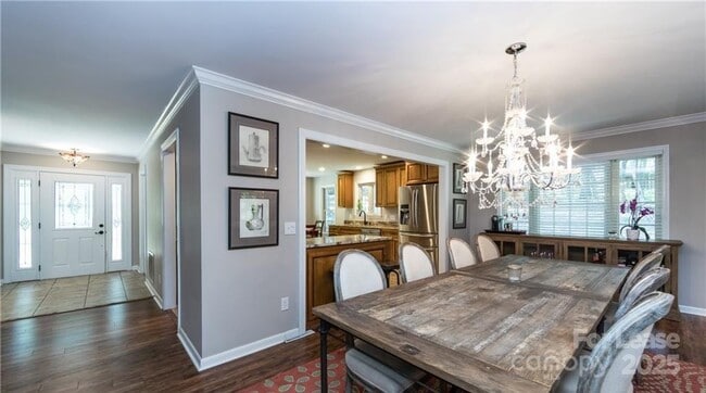 Building Photo - 8511 Viking Dr