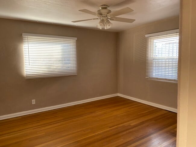 Building Photo - 1706 Ridgecrest Dr SE