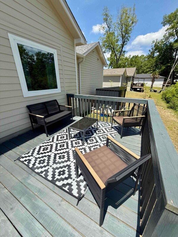 Building Photo - 23 Lance Ln