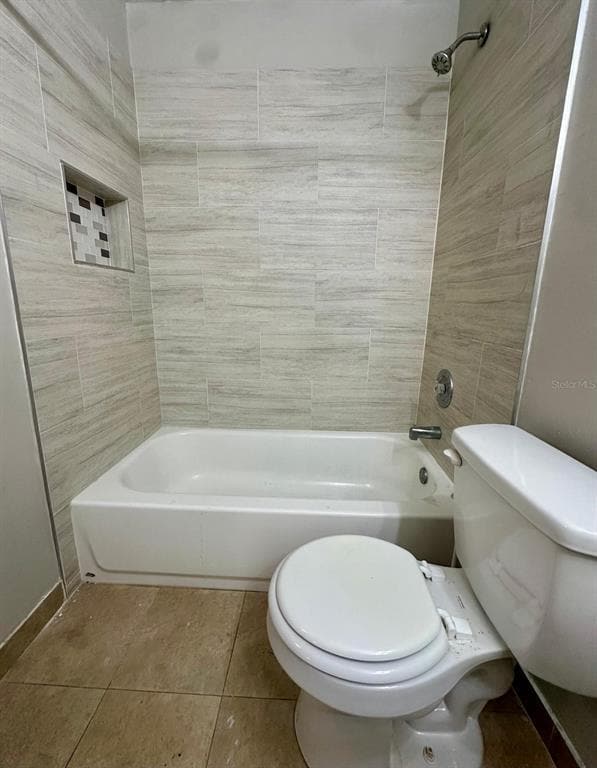 Building Photo - 2446 Oak Park Way