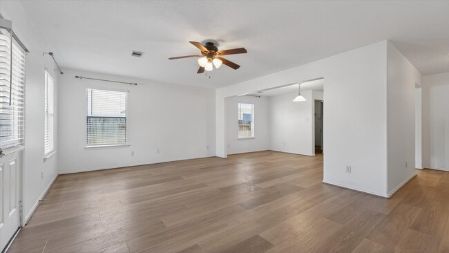 Building Photo - 9747 Gulfstream