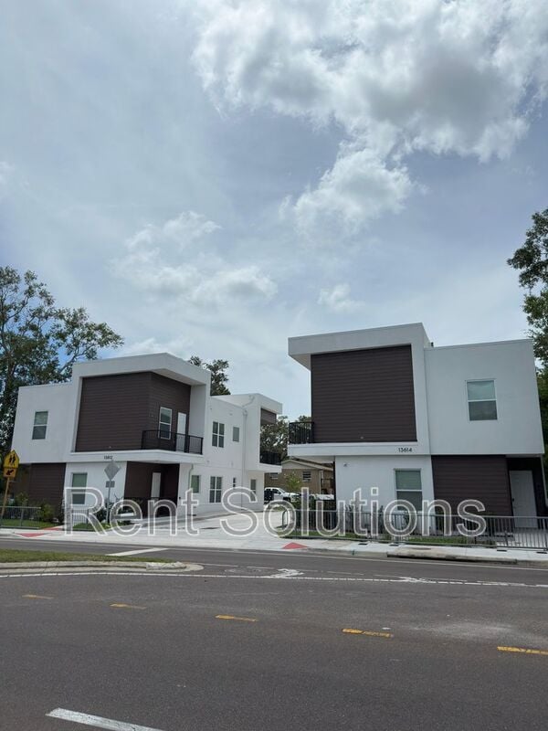 Building Photo - 13612 N 22nd St