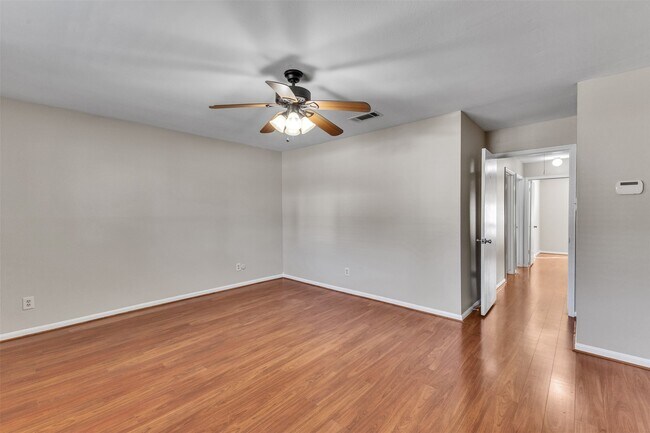 Building Photo - 8318 Amurwood Dr