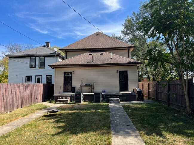 Building Photo - MOS - 29-31 S. Ardmore Ave.