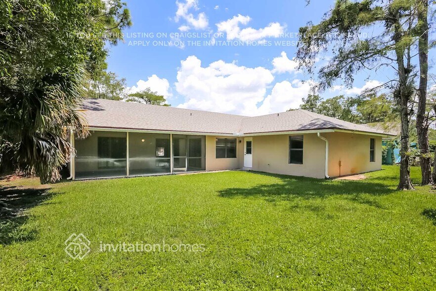 Building Photo - 1511 Primrose Ln