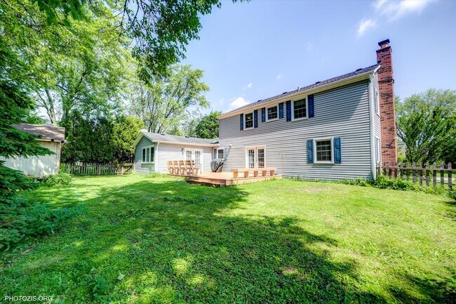 Building Photo - 950 Belmar Ln
