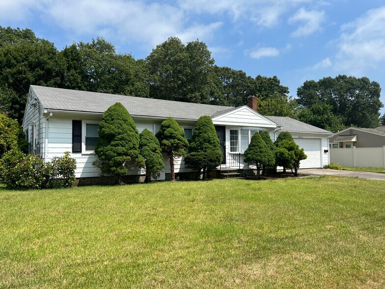 Building Photo - 47 Ashwood Cir