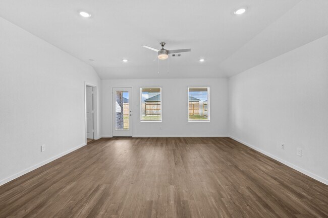 Building Photo - 27718 Hudson Sands Ln