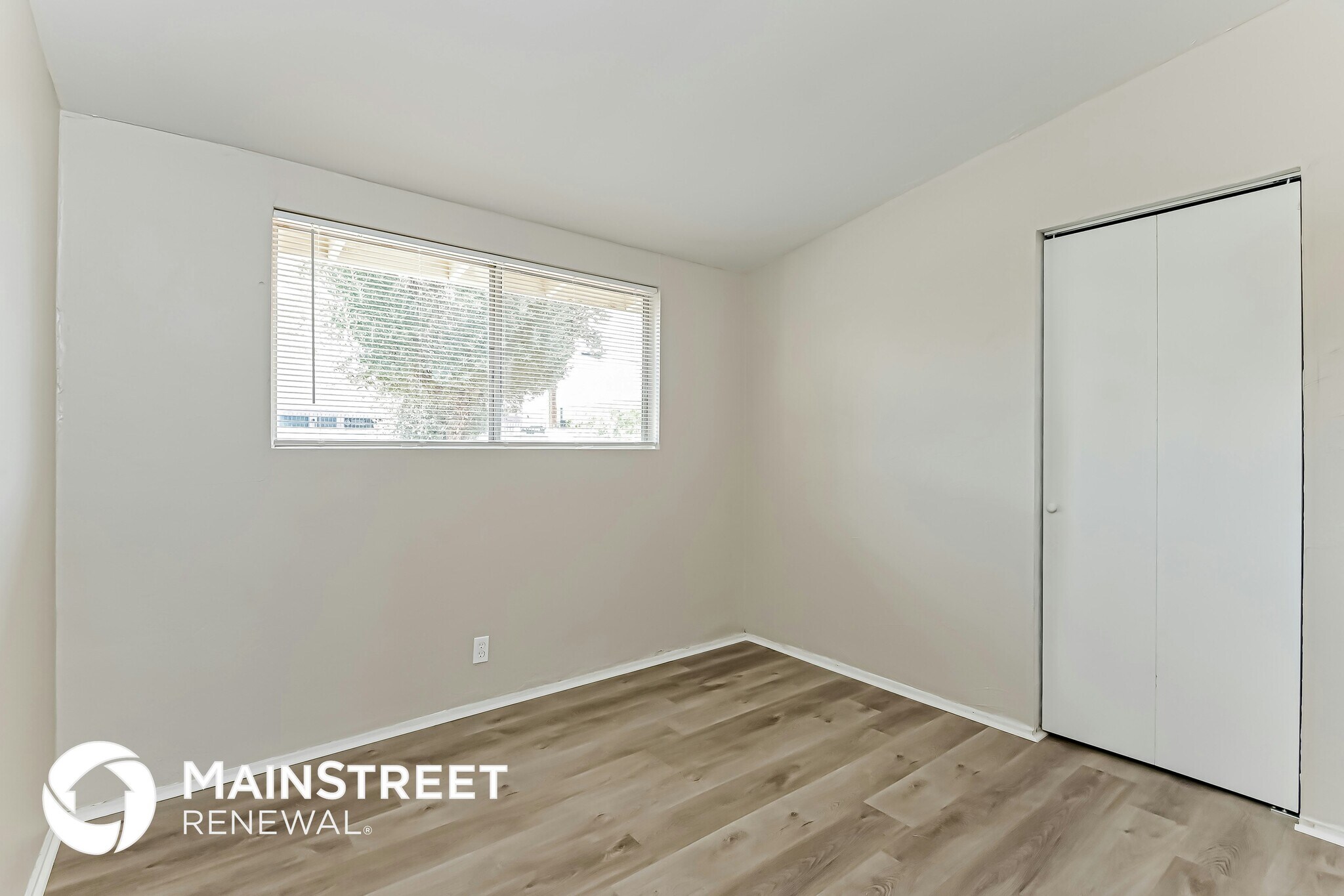 Building Photo - 7126 E 34th St