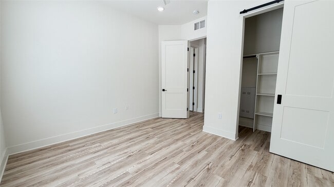 Building Photo - 4722 Old Spanish Trl