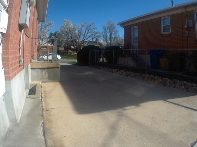 Building Photo - 4 Bed Beautiful Refurbished Sugarhouse Home