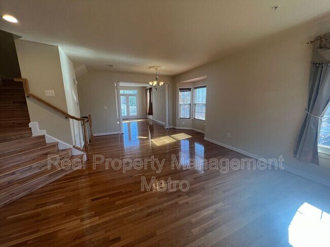 Building Photo - 10519 Old Ellicott Cir