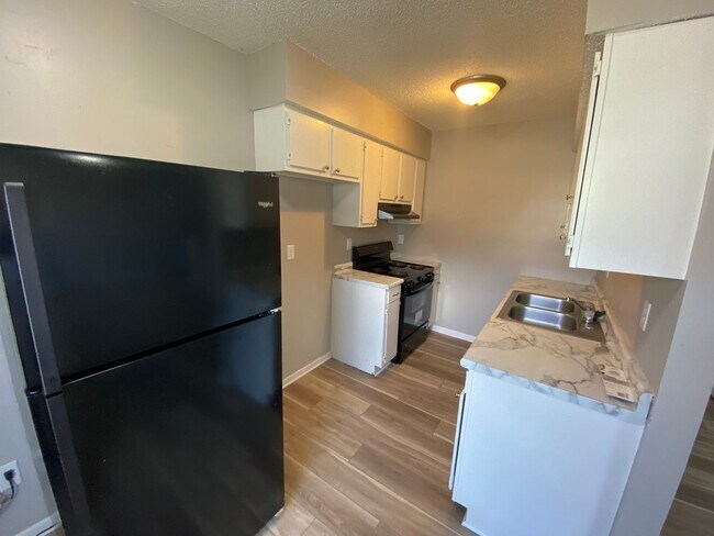 Building Photo - 3101 SE 17th St