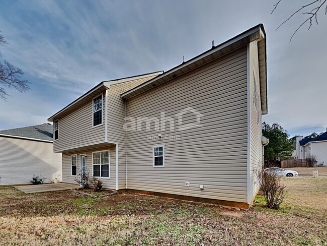 Building Photo - 115 Randy Way
