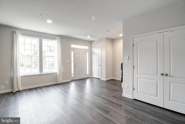 Building Photo - 3022 Osprey Way