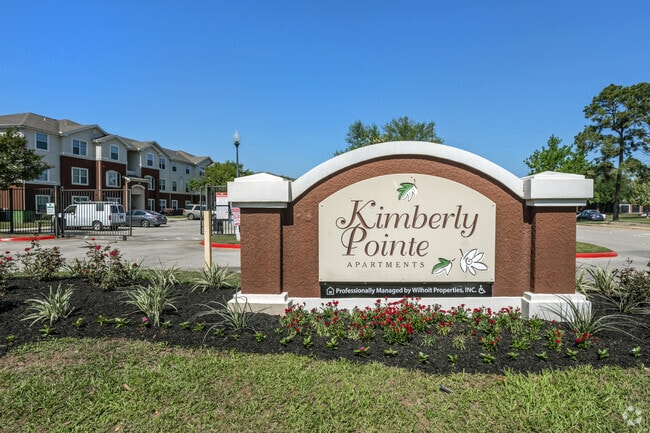 Signage at the Entrance - Kimberly Pointe