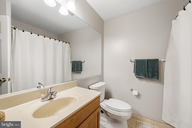 Building Photo - 3964 Forest Valley Rd