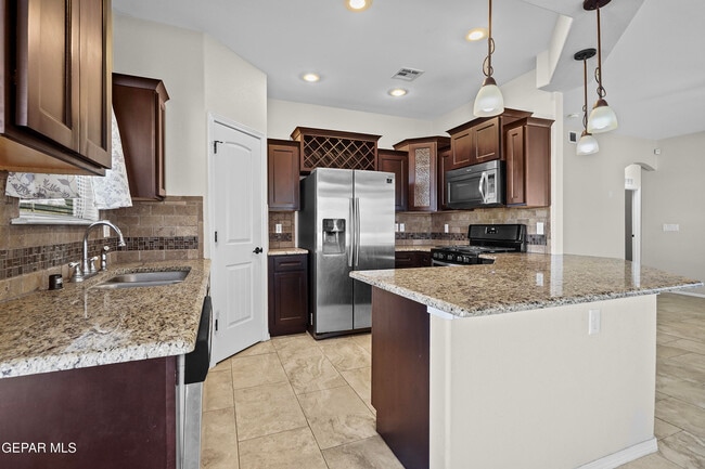 Building Photo - 12148 Cherry Wood Ln