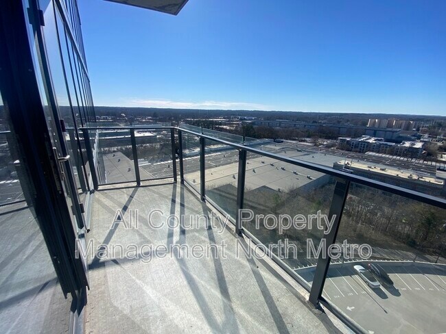 Building Photo - 788 West Marietta St NW