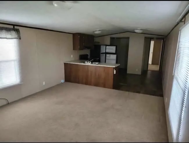 Building Photo - 1959 New Natchitoches Rd