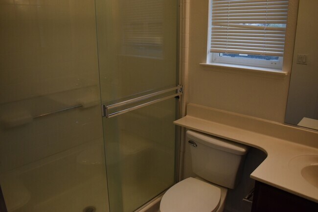 Building Photo - 1234 Catalina Dr