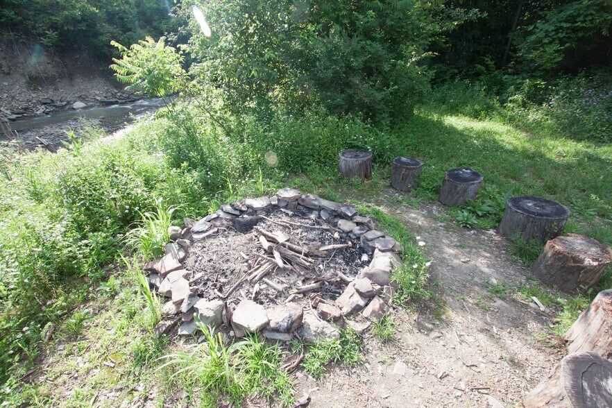 Building Photo - 1 Sawdey Rd