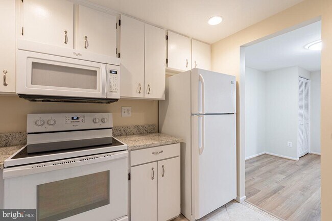 Building Photo - 18728 Nathans Pl