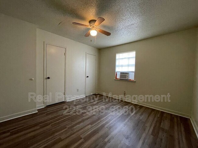 Building Photo - 750 Hospital Rd