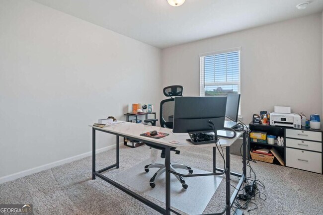 Building Photo - 5911 Green Ash Ct