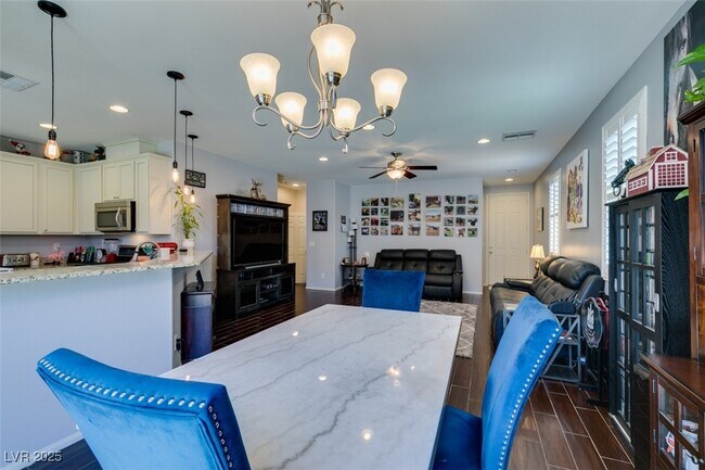 Building Photo - 7859 Shoreline Ridge Ct
